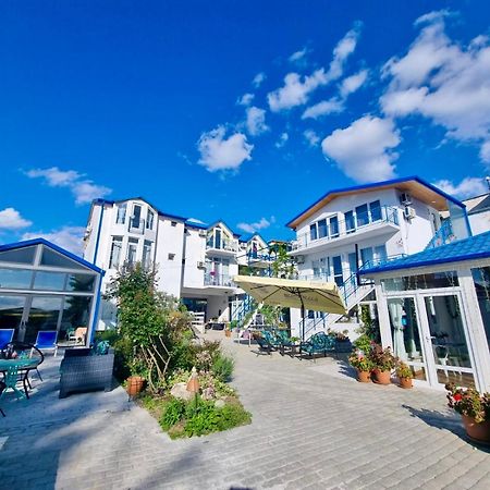 Laguna Beach Club Bazaleti Lake Dushet'i Buitenkant foto