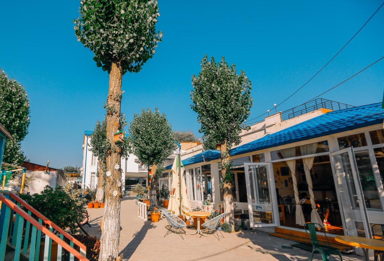 Laguna Beach Club Bazaleti Lake Dushet'i Buitenkant foto