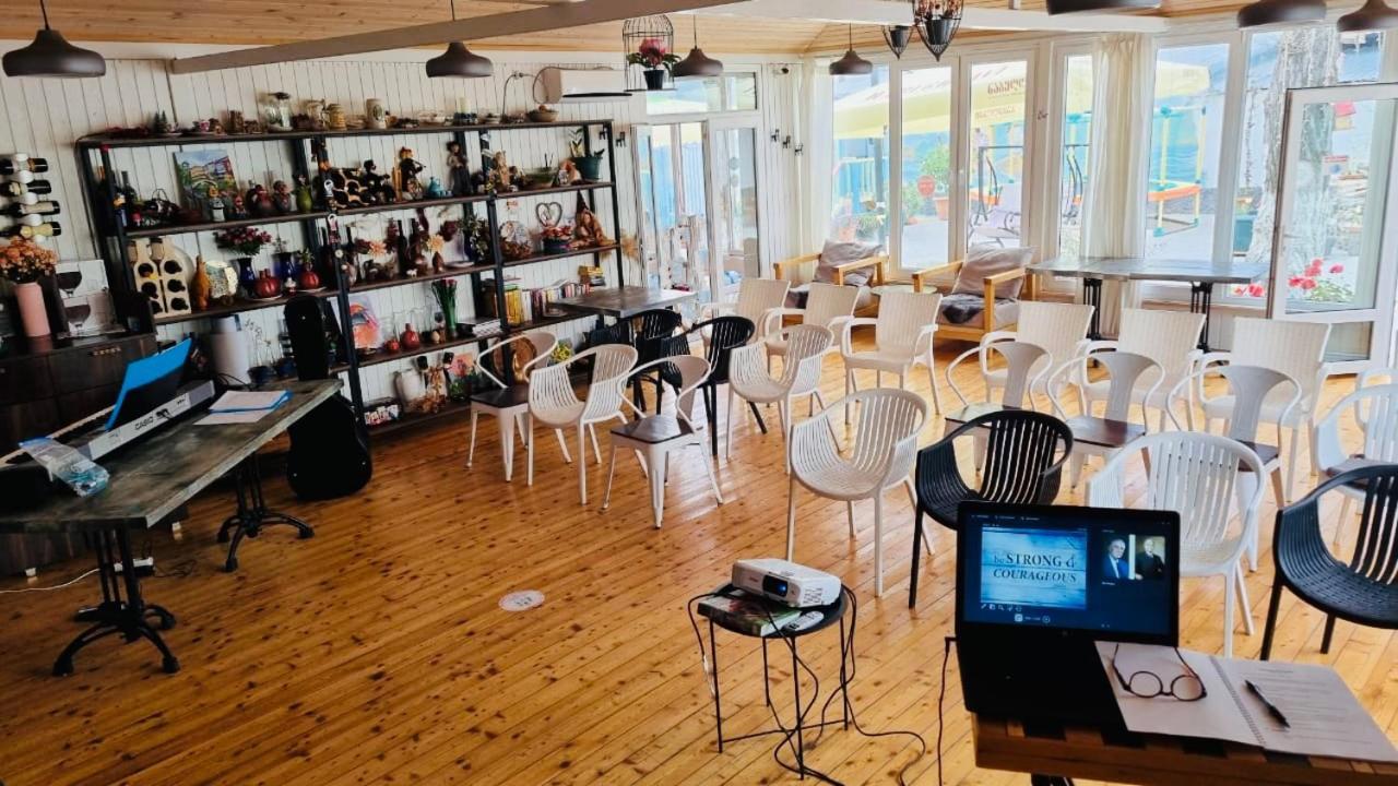 Laguna Beach Club Bazaleti Lake Dushet'i Buitenkant foto